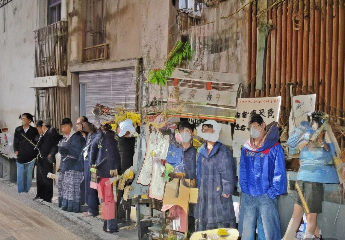 格瓦迪奥尔：重塑足球战术的天才后卫之路